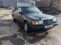 Mercedes-Benz E 220 1993 годаfor850 000 тг. в Алматы