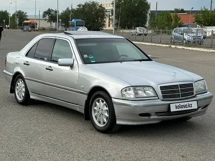 Mercedes-Benz C 180 1998 года за 2 900 000 тг. в Актобе – фото 20