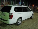 Kia Sedona 2006 годаfor6 000 000 тг. в Актобе – фото 2