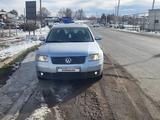 Volkswagen Passat 2001 годаүшін2 100 000 тг. в Шымкент