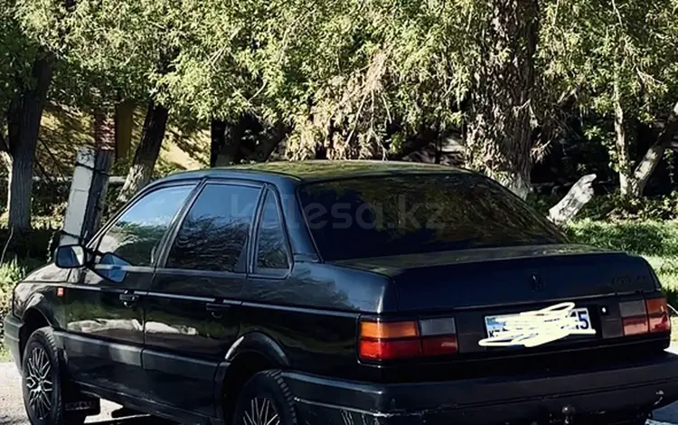 Volkswagen Passat 1992 года за 500 000 тг. в Караганда
