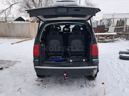 SEAT Alhambra 2009 года за 5 500 000 тг. в Жангала – фото 4