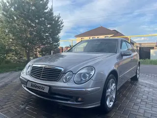 Mercedes-Benz E 320