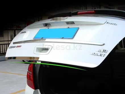 Накладка двери багажника с камерой на Chevrolet Tracker за 10 000 тг. в Астана