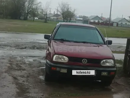 Volkswagen Golf 1993 года за 600 000 тг. в Уральск
