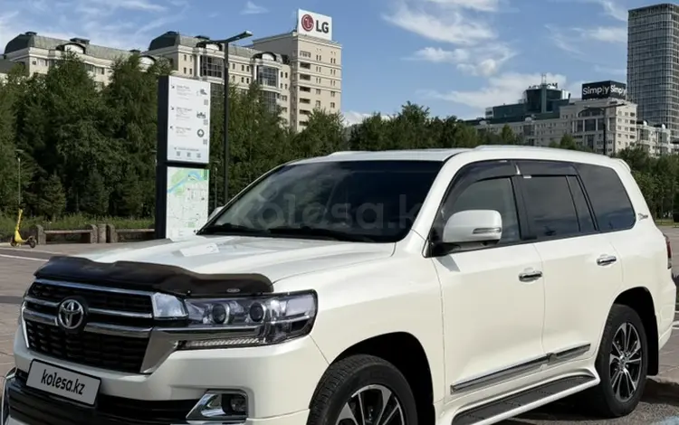Toyota Land Cruiser 2021 года за 41 500 000 тг. в Астана