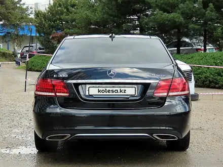 Mercedes-Benz E 300 2015 года за 13 500 000 тг. в Алматы – фото 17