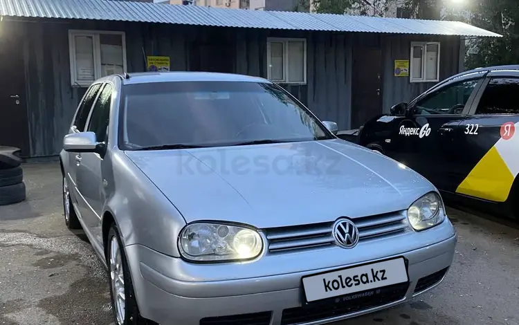 Volkswagen Golf 2000 года за 2 500 000 тг. в Алматы