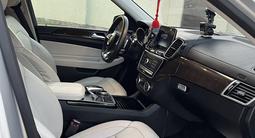 Mercedes-Benz GLS 400 2017 годаfor18 000 000 тг. в Аксай – фото 3