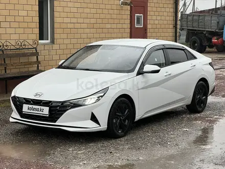 Hyundai Elantra 2023 года за 8 100 000 тг. в Астана