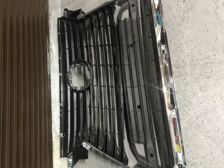 Решетка радиатора Lexus RX 350 за 287 900 тг. в Алматы – фото 10