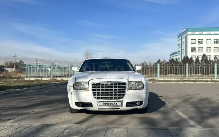 Chrysler 300C 2006 годаүшін4 800 000 тг. в Тараз