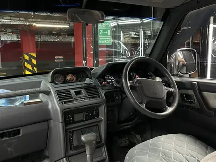 Mitsubishi Pajero 1996 года за 3 950 000 тг. в Алматы – фото 11
