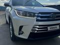 Toyota Highlander 2019 года за 12 700 000 тг. в Атырау – фото 2