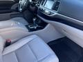 Toyota Highlander 2019 года за 12 700 000 тг. в Атырау – фото 9