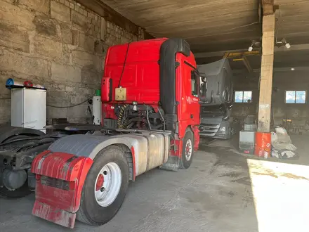 Mercedes-Benz  Actros 2002 года за 9 000 000 тг. в Астана – фото 8