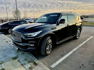 Infiniti QX80