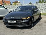 Hyundai Elantra 2023 годаfor8 500 000 тг. в Алматы – фото 3