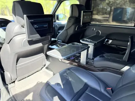 Land Rover Range Rover 2015 года за 30 000 000 тг. в Алматы – фото 10