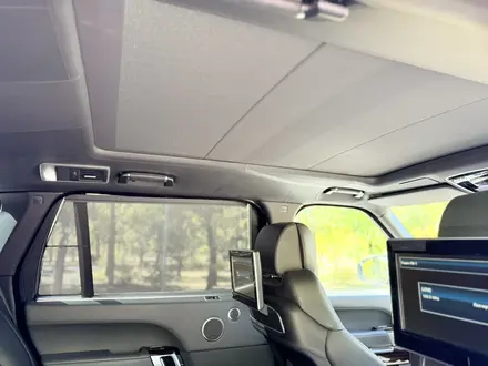 Land Rover Range Rover 2015 года за 30 000 000 тг. в Алматы – фото 20