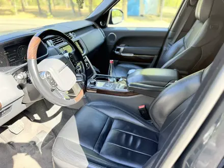 Land Rover Range Rover 2015 года за 30 000 000 тг. в Алматы – фото 27