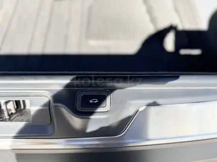 Land Rover Range Rover 2015 года за 30 000 000 тг. в Алматы – фото 32