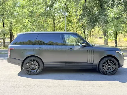 Land Rover Range Rover 2015 года за 30 000 000 тг. в Алматы – фото 6
