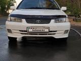 Toyota Camry 1997 года за 2 800 000 тг. в Талдыкорган – фото 2