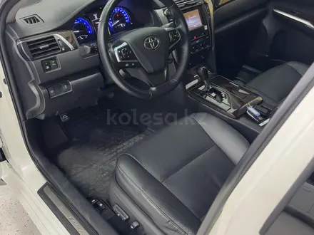 Toyota Camry 2015 года за 12 000 000 тг. в Шымкент – фото 5