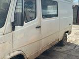 Mercedes-Benz  Sprinter 1995 годаfor1 600 000 тг. в Алматы