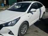 Hyundai Accent 2021 года за 7 700 000 тг. в Шымкент – фото 2