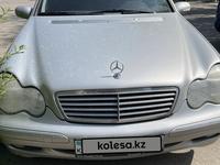 Mercedes-Benz C 240 2001 годаүшін3 700 000 тг. в Актау