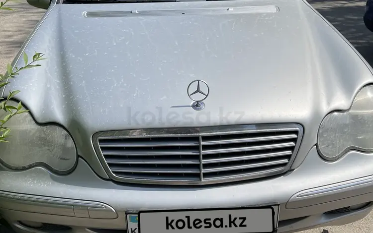 Mercedes-Benz C 240 2001 годаүшін3 150 000 тг. в Актау