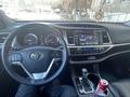 Toyota Highlander 2016 года за 12 000 000 тг. в Атырау – фото 5
