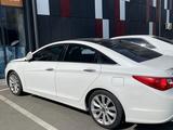 Hyundai Sonata 2010 года за 6 000 000 тг. в Шымкент – фото 2