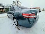 Toyota Camry 2010 года за 7 800 000 тг. в Актобе – фото 5