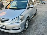 Toyota Avensis Verso 2004 года за 5 900 000 тг. в Актобе – фото 3