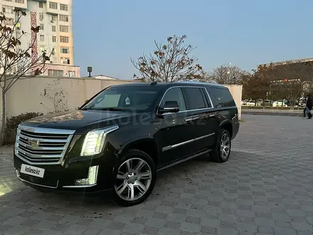 Cadillac Escalade 2016 года за 26 000 000 тг. в Актау