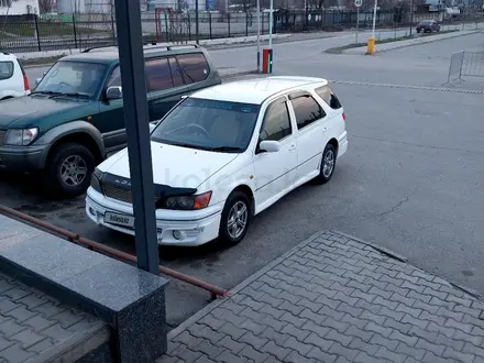 Toyota Vista 1998 года за 3 500 000 тг. в Жетиген