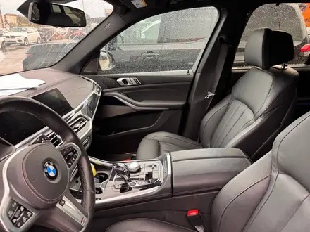 BMW X5 2020 года за 36 900 000 тг. в Алматы – фото 17