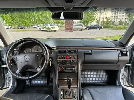 Mercedes-Benz E 280 2001 года за 4 900 000 тг. в Алматы – фото 7