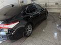 Toyota Camry 2018 года за 14 000 000 тг. в Караганда – фото 10