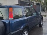 Honda CR-V 1998 года за 3 500 000 тг. в Алматы – фото 4