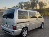 Volkswagen Caravelle 2001 года за 7 500 000 тг. в Петропавловск – фото 5