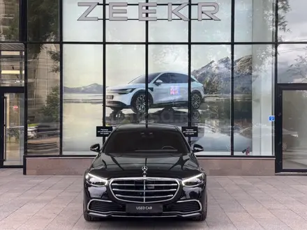 Mercedes-Benz S 450 2023 года за 64 990 000 тг. в Алматы