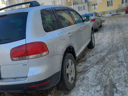 Volkswagen Touareg 2004 года за 4 700 000 тг. в Алматы – фото 3