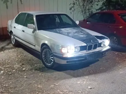 BMW 730 1989 года за 1 600 000 тг. в Алматы