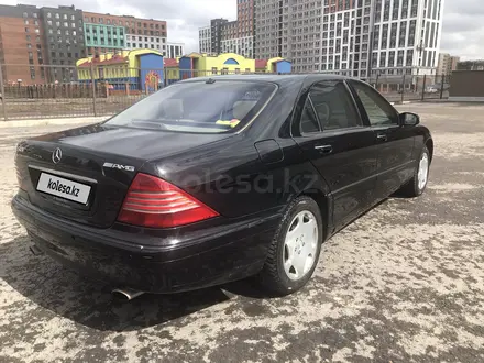 Mercedes-Benz S 63 AMG 2002 года за 4 200 000 тг. в Астана – фото 2