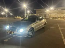 Mercedes-Benz E-Class, 2002