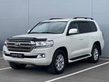 Toyota Land Cruiser 2019 года за 30 000 000 тг. в Астана